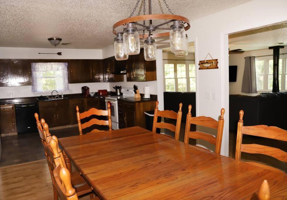 3 Bedroom Vacation Home Next To Silver Dollar City Branson Eksteriør bilde